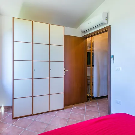 Le Farsiche By Interhome Appartement